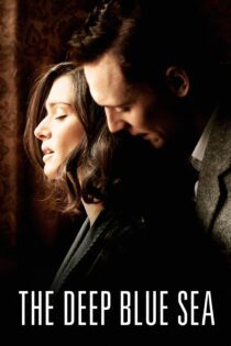 دانلود فیلم The Deep Blue Sea 2011 بدون سانسور با پخش آنلاین دانلود فیلم The Deep Blue Sea 2011 بدون سانسور با پخش آنلاین